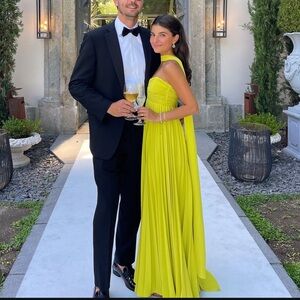 Dapheni dress in chartreuse by delfi